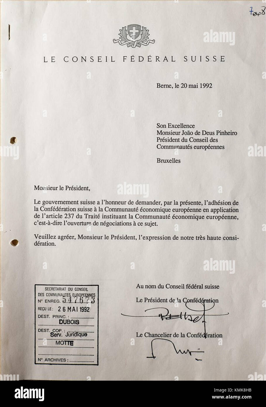 La candidature de la Suisse à l'adhésion à l'UE (eu-Beitrittsgesuch der Schweiz) est un événement important dans l'histoire politique européenne, qui représente la volonté de la Suisse de s'intégrer davantage à l'Union européenne. Banque D'Images