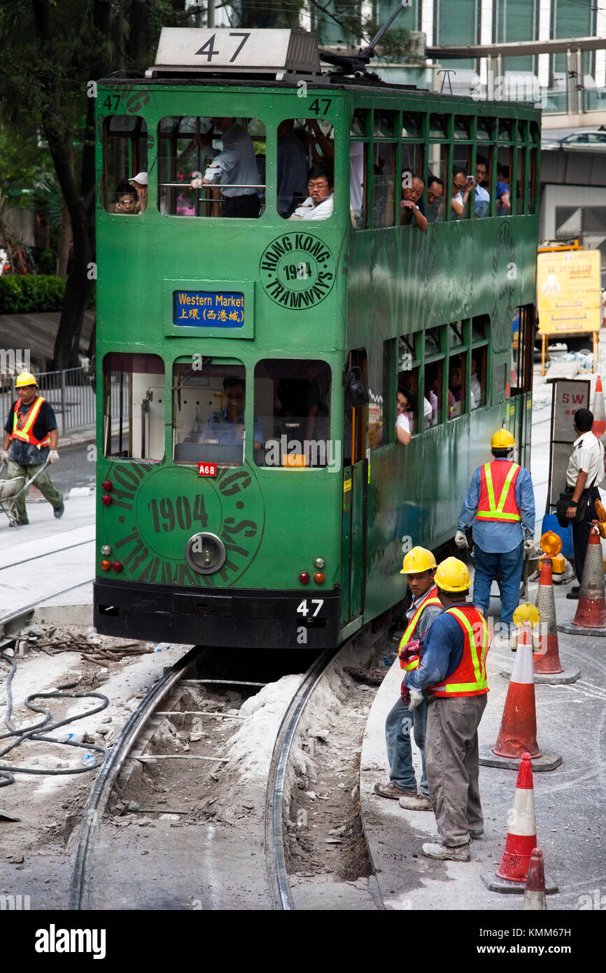 Les travaux de voirie sur la route de tramway, l'île de Hong Kong, SAR, Chine Banque D'Images