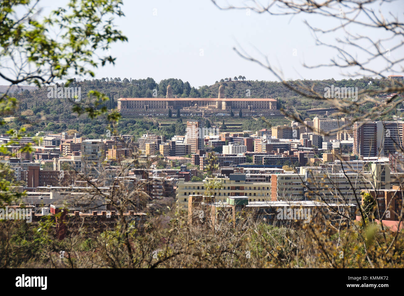 Pretoria, Afrique du Sud - 2017 : les bâtiments de l'Union européenne (le siège officiel du gouvernement de l'Afrique du Sud) sont visibles dans la distance. Banque D'Images