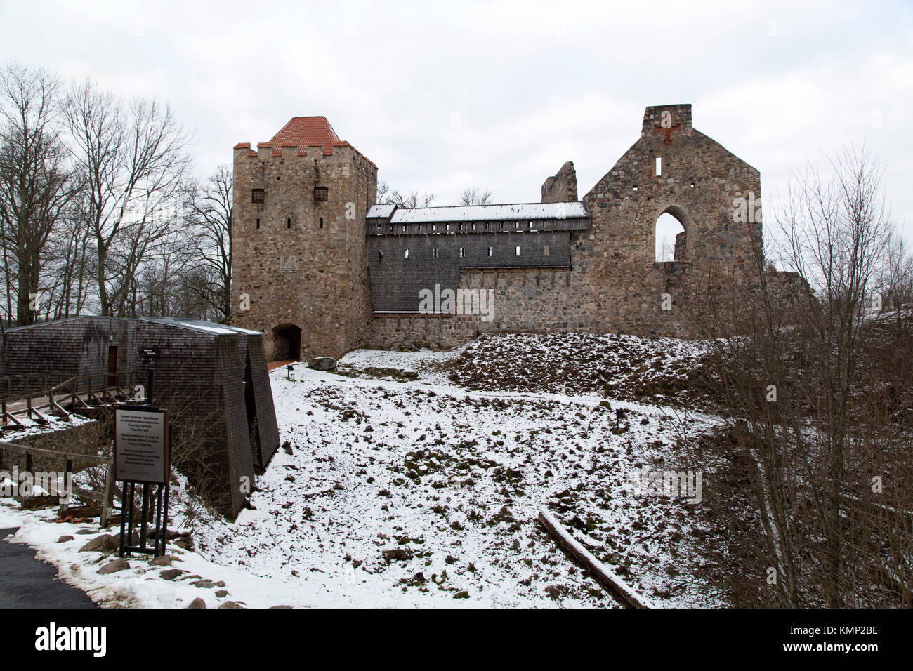 Château à l'ordre Livonienne Sigulda Sigulda, Lettonie. Le château date du début du 13e siècle. Banque D'Images