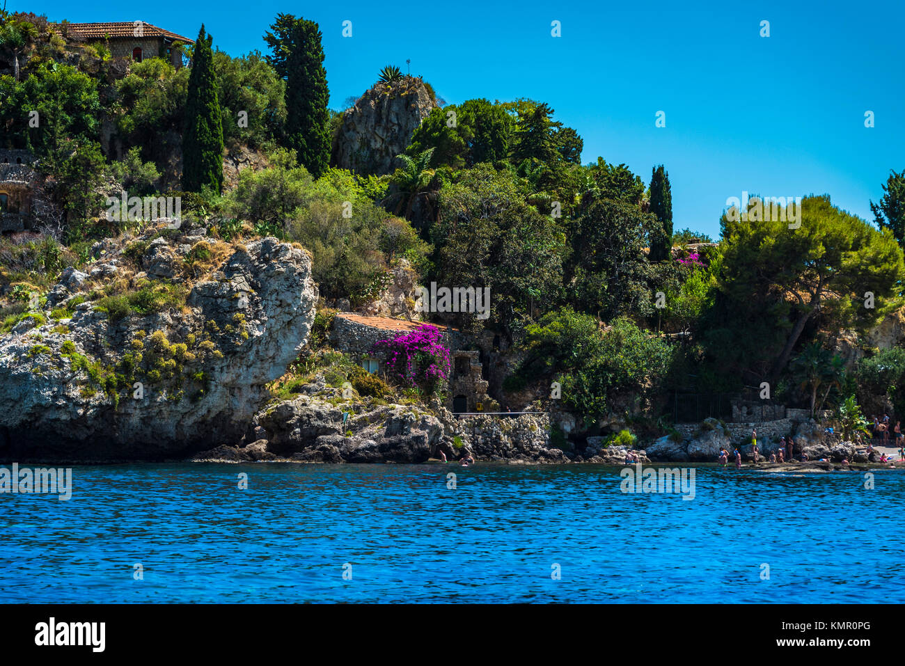 Réserve naturelle d'Isola Bella est une petite île, connue aussi comme "la perle de la Méditerranée', situé sur la côte de Taormina, Sicile. Banque D'Images