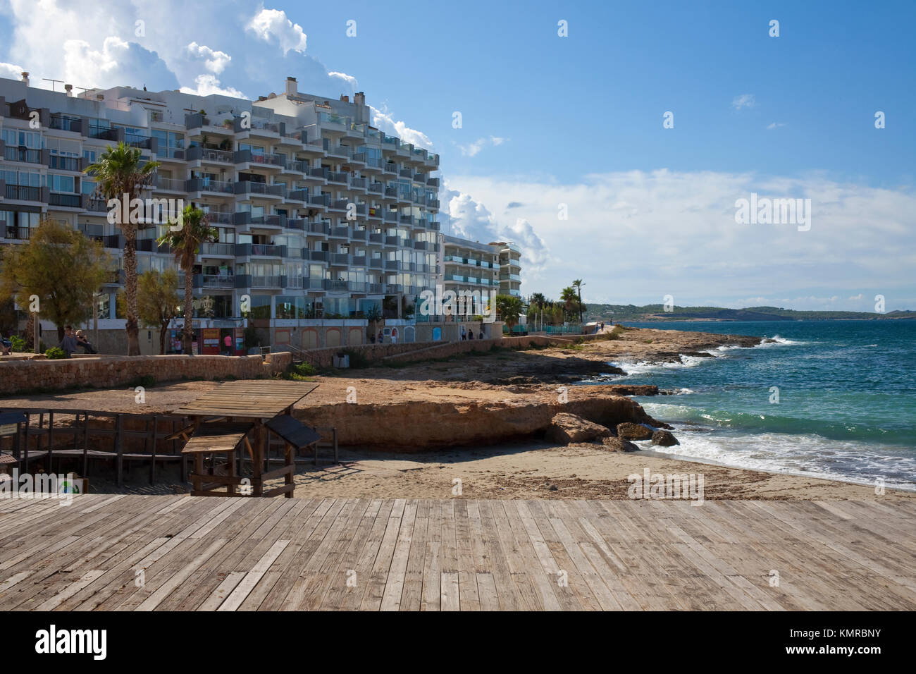 Côte Rocheuse de Ibiza à San Antonio Banque D'Images