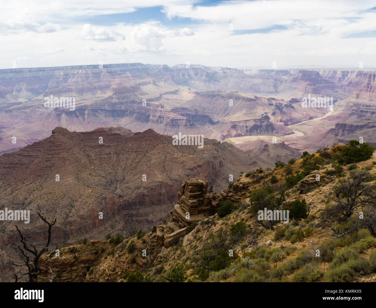 Donnant sur le Parc National du Grand Canyon a partir de la rive sud Banque D'Images