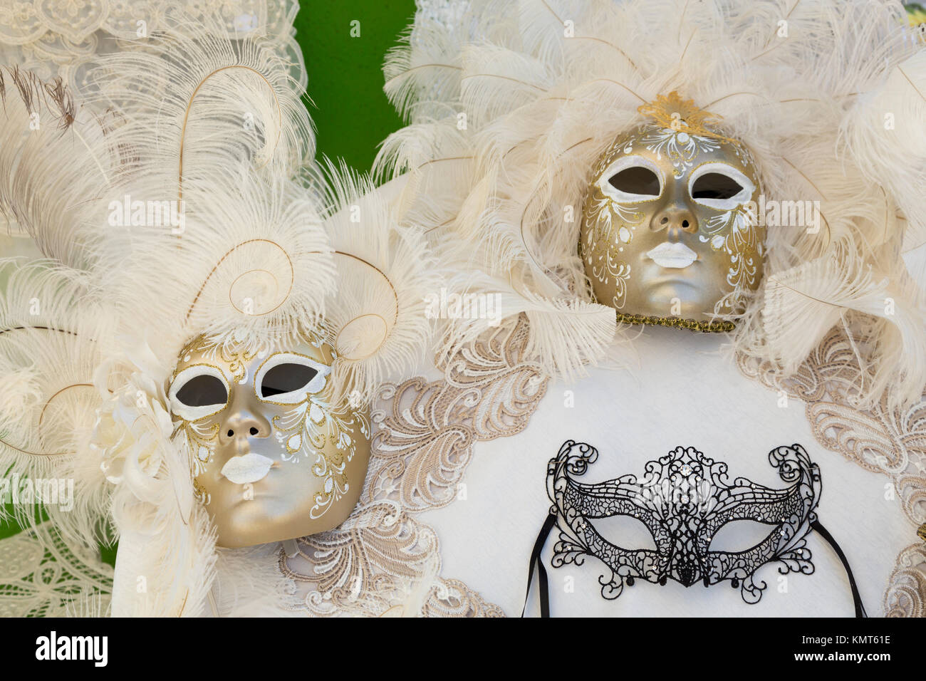 Libre de masques vénitiens dans le vlllage de Burano, Venise, Italie, Europe. Banque D'Images