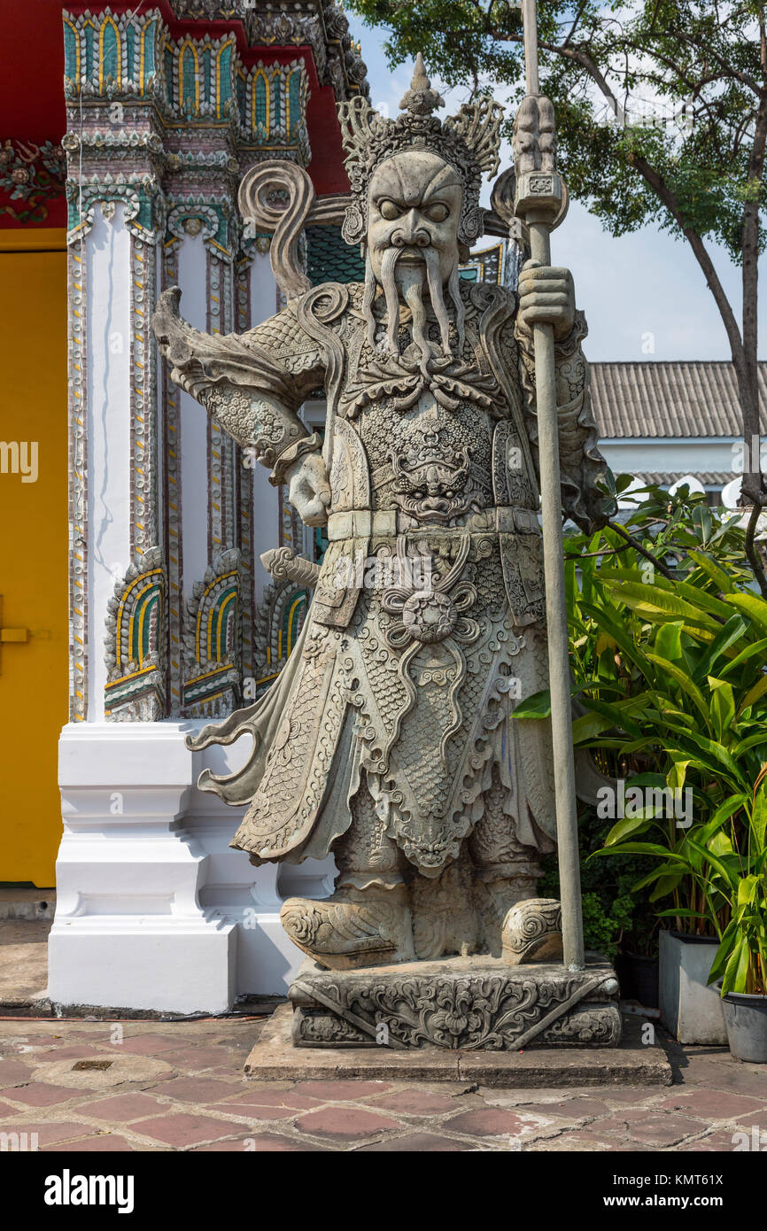 Bangkok, Thaïlande. Tuteur chinois Statue dans le Wat Pho (Bouddha couché) Temple complexe. Banque D'Images