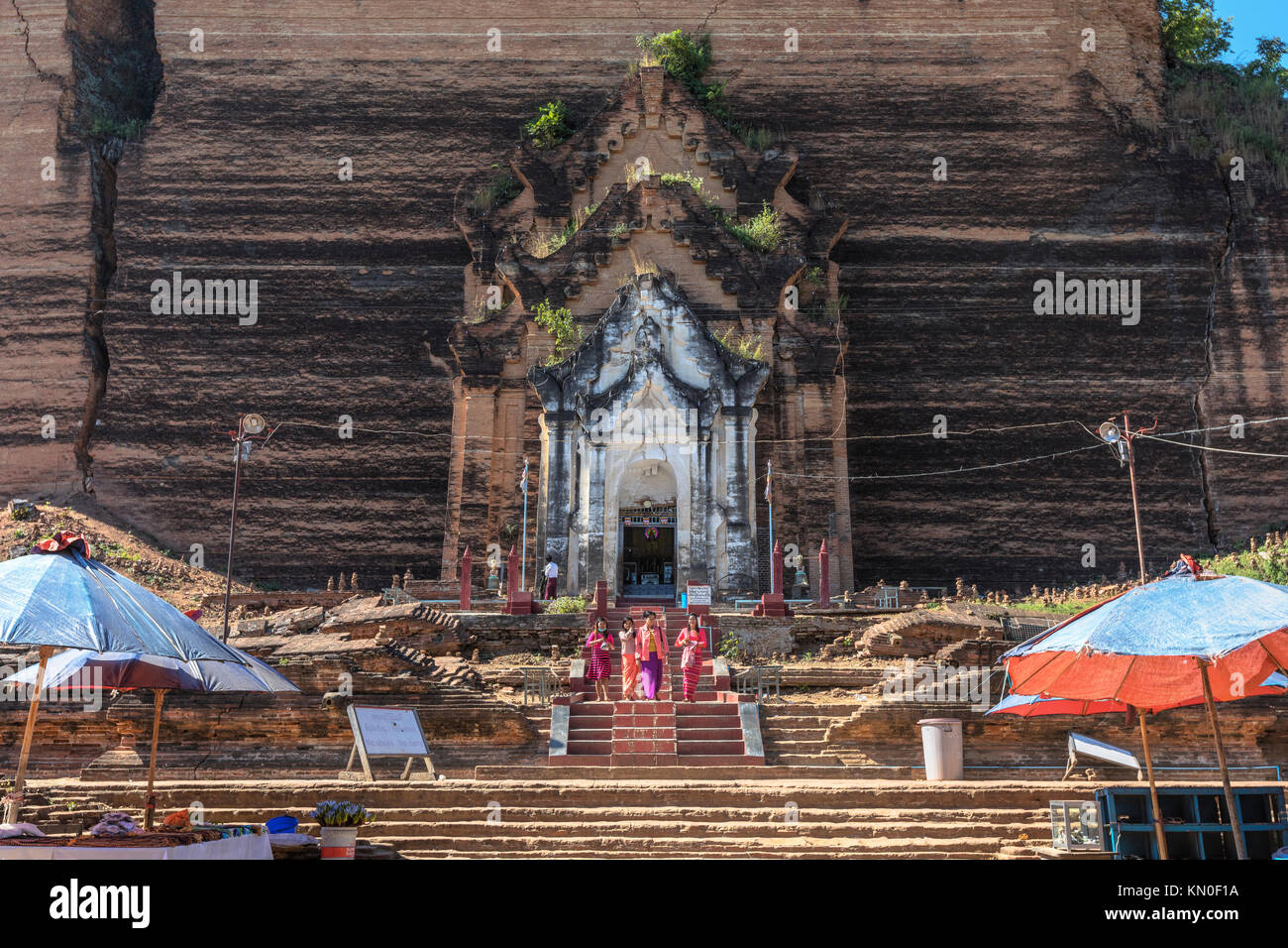 , Mingun Pahtodawgyi, Mandalay, Myanmar, en Asie Banque D'Images