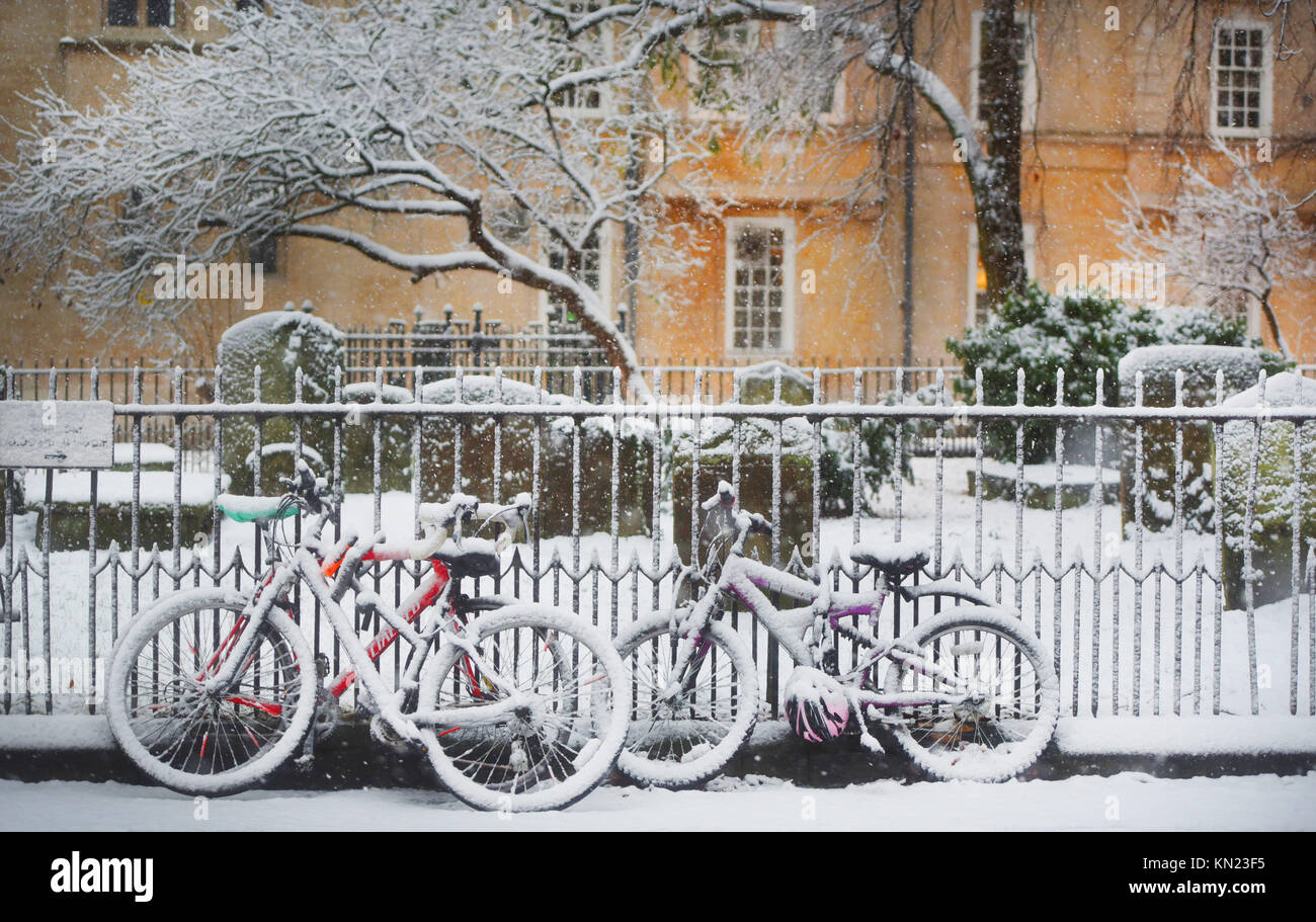 Oxford, UK . Déc 10, 2017. La neige à Oxford. Photo par Richard Cave 10.12.17 Crédit : Richard Cave/Alamy Live News Banque D'Images