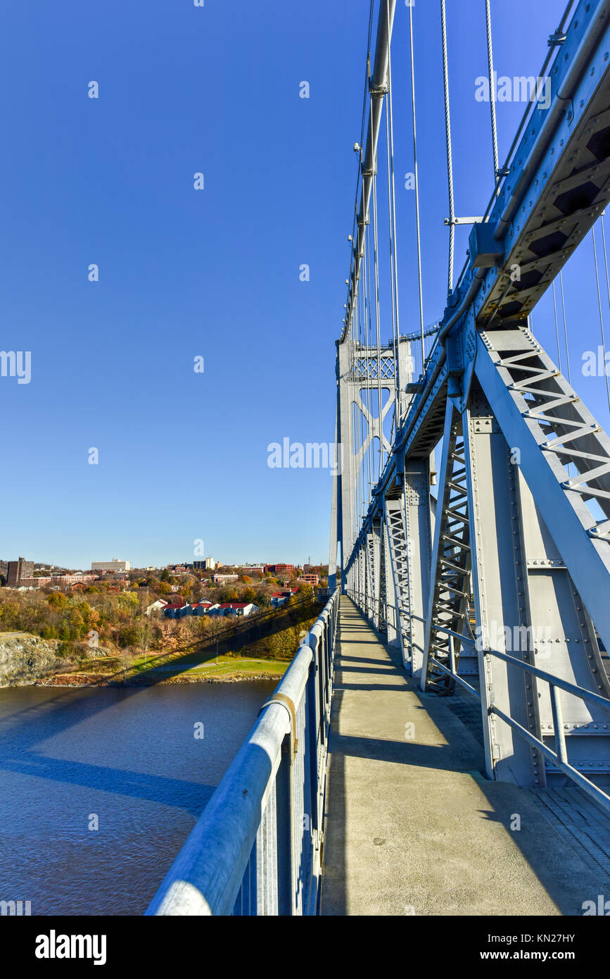 Mid-Hudson pont traversant la rivière Hudson à Poughkeepsie, New York Banque D'Images