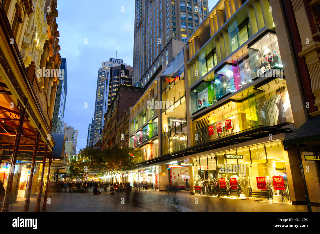 Pitt Street Mall Shopping la nuit, Sydney, Nouvelle-Galles du Sud, Australie Banque D'Images