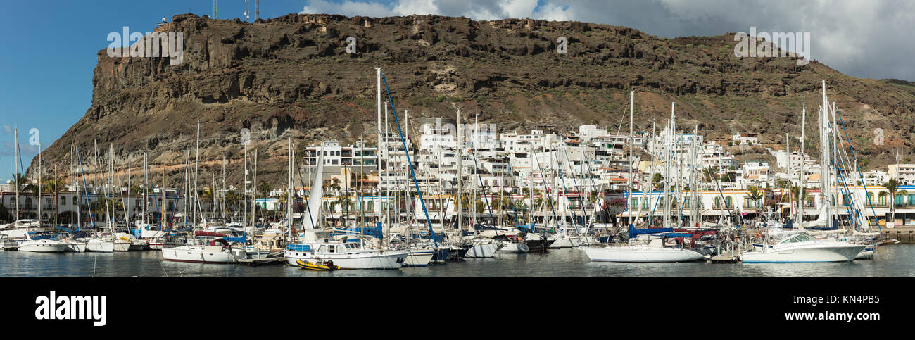 Panorama de la mer du port de Puerto de Mogan, Grande Canarie Banque D'Images