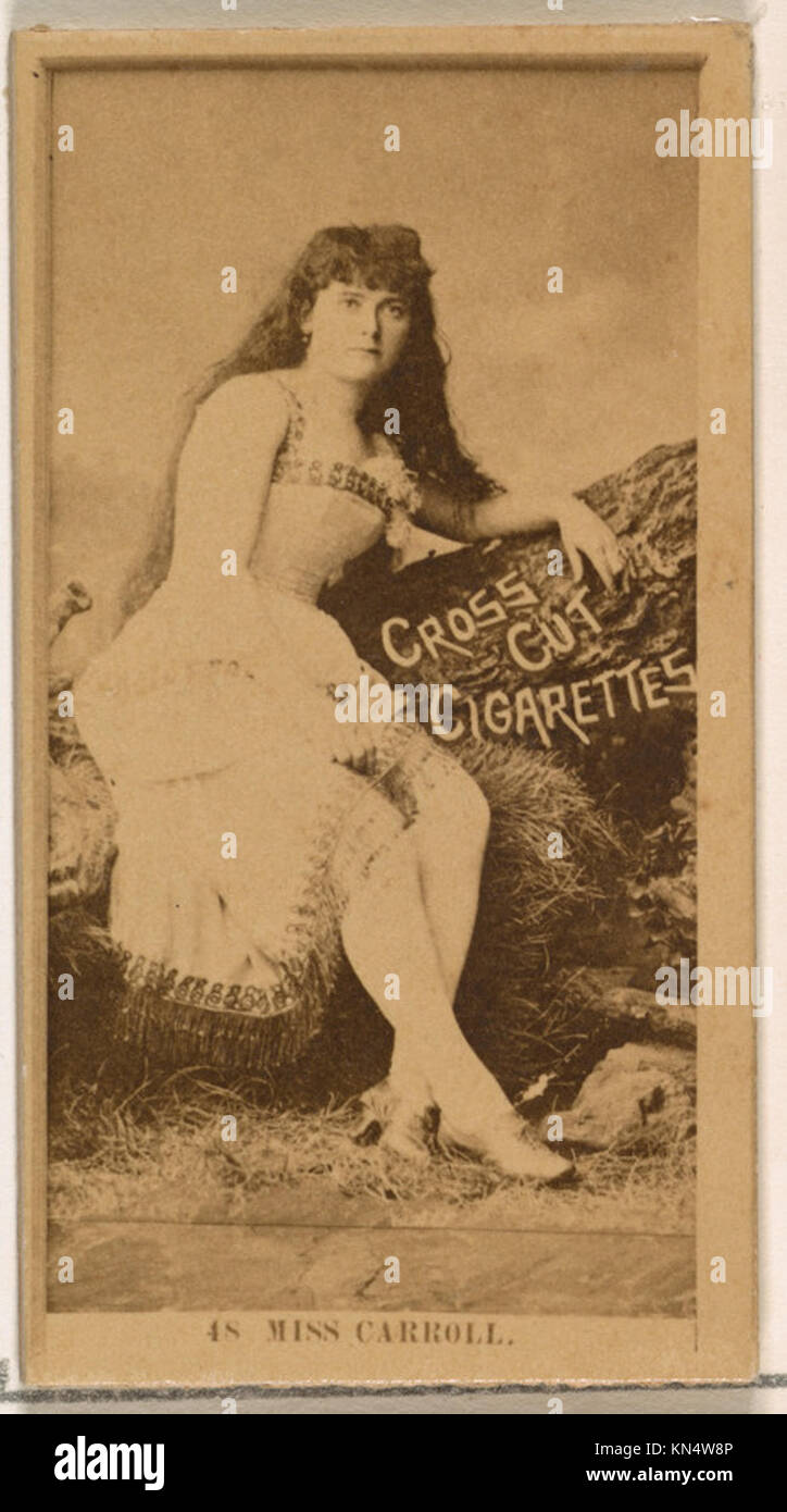 Carte numéro 48, Miss Carroll, de la série Actors and Actresses (N145-2) émise par Duke Sons & Co. Pour promouvoir Cross Cut cigarettes MET DP866273 644799 Éditeur : Publié par W. Duke, Sons & Co., New York et Durham, N.C., carte numéro 48, Miss Carroll, de la série acteurs et actrices (N145-2) publié par Duke Sons & Co. Pour promouvoir les cigarettes à coupe croisée, 1880, photographie d'albumine, feuille: 2 5/8 ? 1 7/16 po (6.6 ? 3.7 cm). Metropolitan Museum of Art, New York. Collection Jefferson R. Burdick, Don de Jefferson R. Burdick (63.350.207.145.2.73) Banque D'Images