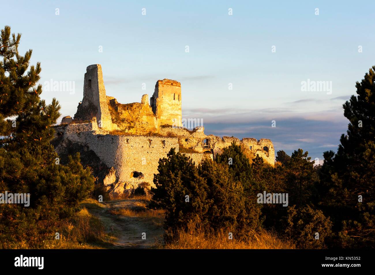 Ruines du château de Cachtice, la Slovaquie. Banque D'Images