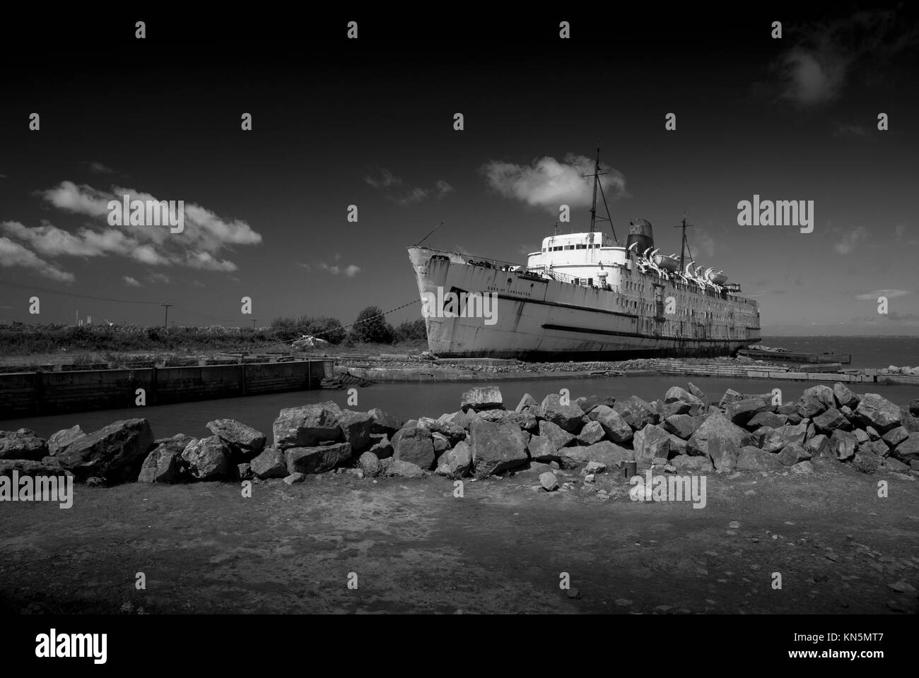 TSS Duc de Lancastre navire abandonné et en ruine près de Mostyn, Nord du Pays de Galles, Royaume-Uni - Mai 2010 Banque D'Images