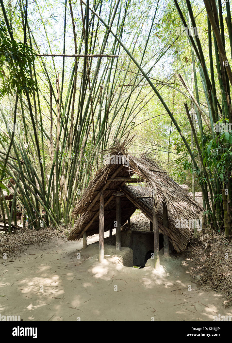 Tunnels souterrains guerre saigon vietnam Banque de photographies et d