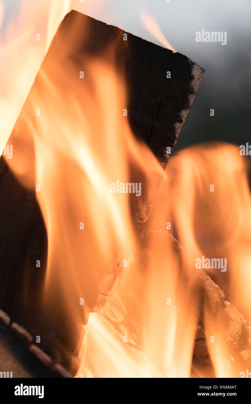 Bstract arrière-plan d'une flamme de feu Banque D'Images