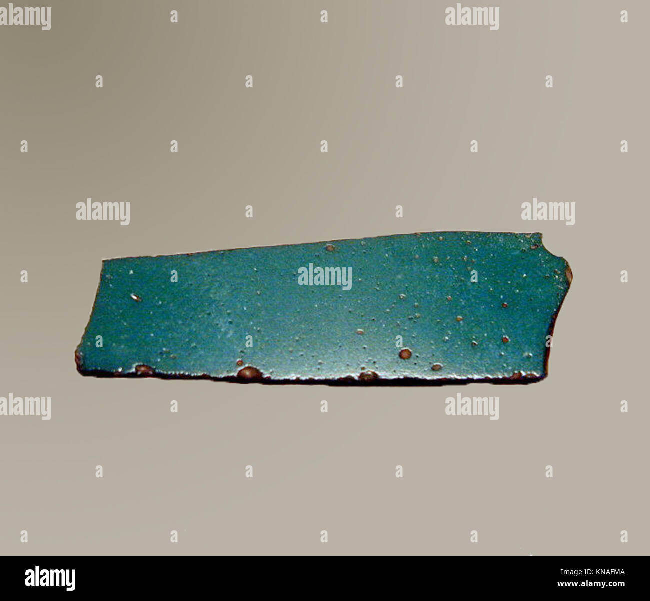 Fragment d'incrustation monochrome en verre MÉT sf9111967edité 257359 Banque D'Images