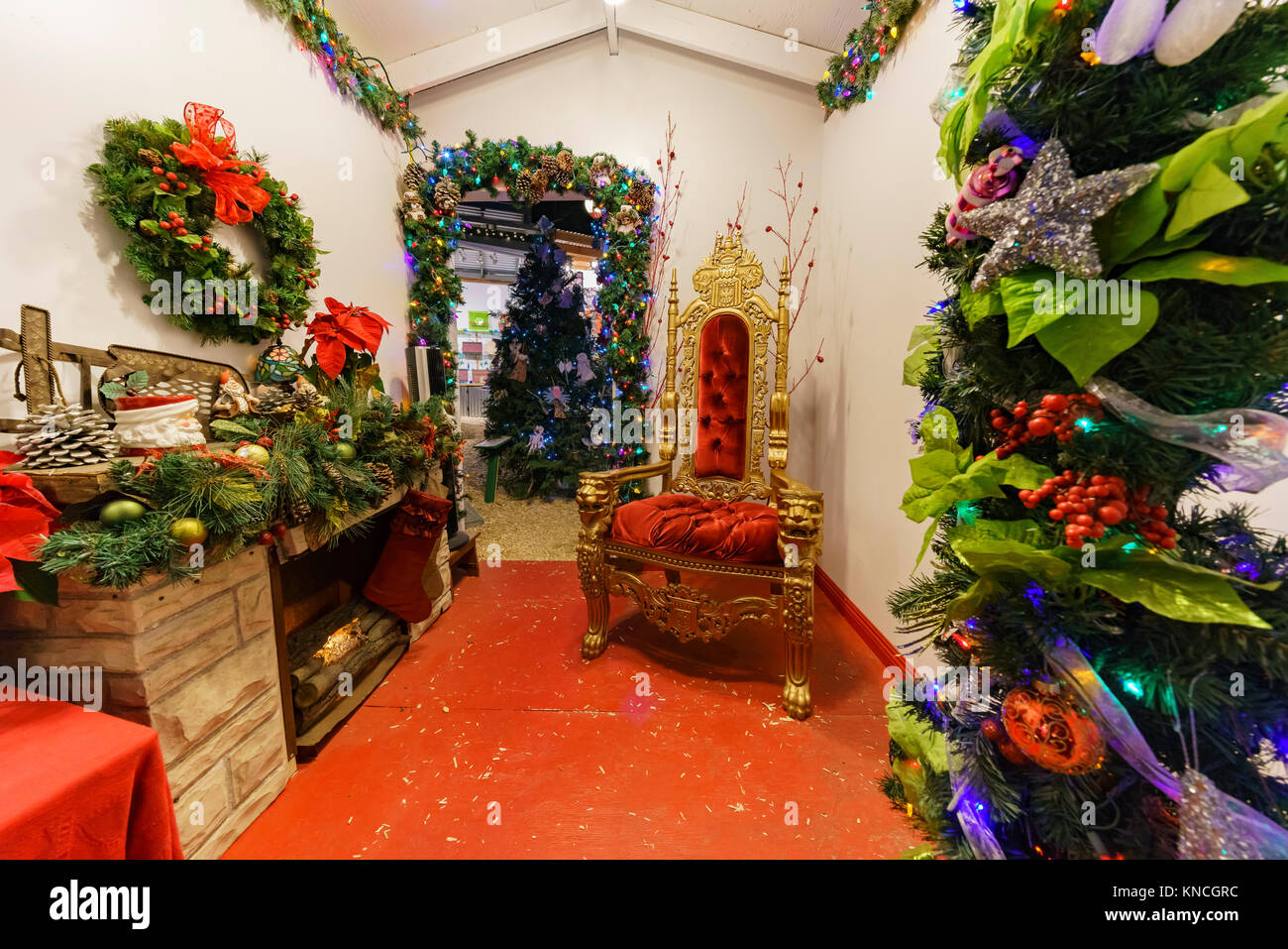 Laguna Beach, DEC 10 : Santa house dans la sciure Art Festival d'hiver à DEC 10, 2017 à Laguna Beach, California, United States Banque D'Images