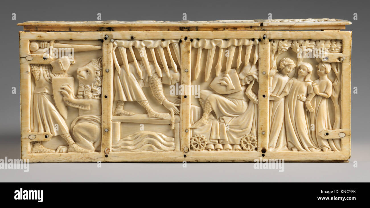 Ornée de scènes de Romances RENCONTRÉ DP-425-002 464125 Français, ornée de scènes de romances, ca. 1310 ?30, ivoire d'éléphant, Total : 4 x 9 5/16 x 6 1/4 à 15/16. (10,9 x 25,3 x 15,9 cm) en haut : 5 7/8 x 9 7/8 x 5/16 in. (15 x 25,1 x 0,8 cm). Le Metropolitan Museum of Art, New York. Don de J. Pierpont Morgan, 1917 ; les cloîtres, Collection 1988 (17,190.173a, b ; 1988.16) Banque D'Images
