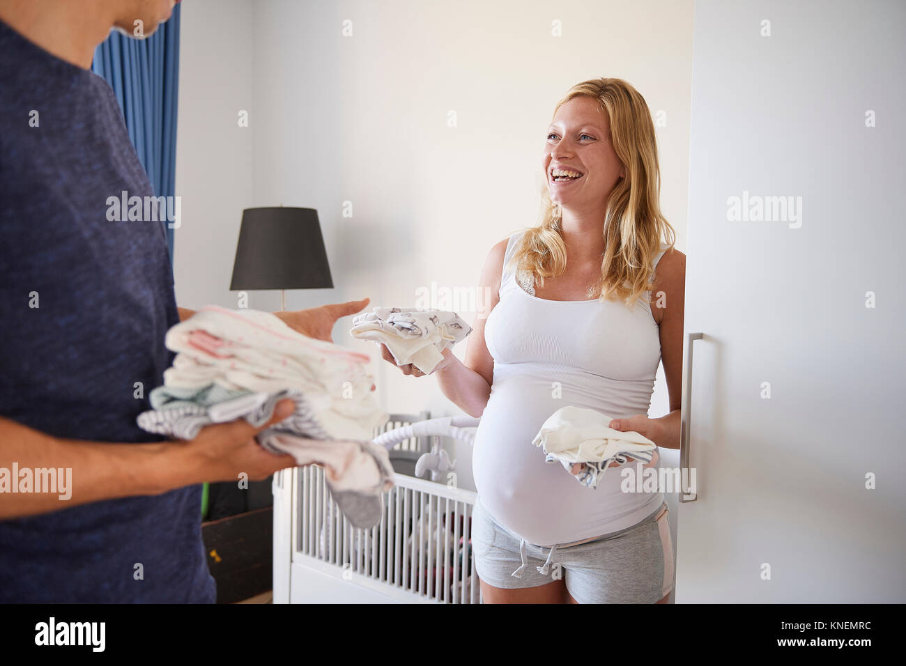 Deux enceintes remise en pépinière de bébé Banque D'Images