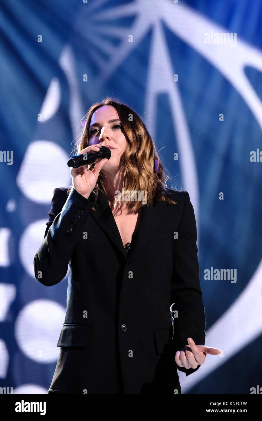 La chanteuse, auteur-compositeur et actrice Melanie C exécute Live at Fashion Night 2017 CCFJN au Samsung Hall à Zürich. Melanie C, également connu sous le nom d'Épices sportive de la French pop girl group Spice Girls. La Suisse, 06/05 2017. Banque D'Images La chanteuse, auteur-compositeur et actrice Melanie C exécute Live at Fashion Night 2017 CCFJN au Samsung Hall à Zürich. Melanie C, également connu sous le nom d'Épices sportive de la French pop girl group Spice Girls. La Suisse, 06/05 2017. Banque D'Images