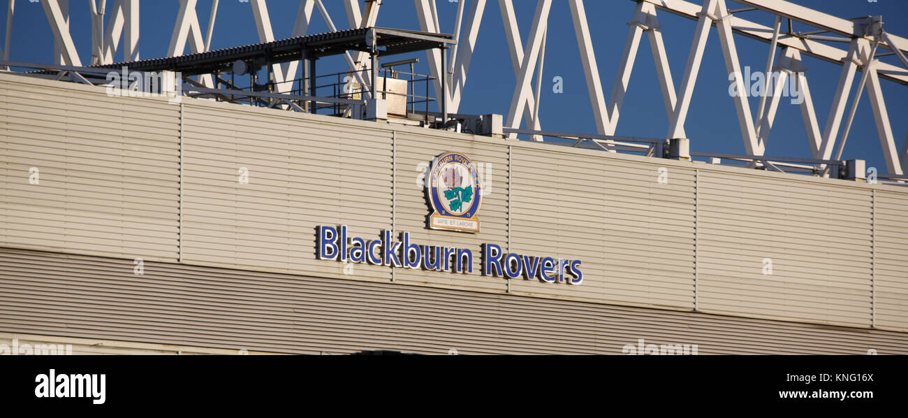 La signalisation et le logo de Blackburn Rovers, Ewood Park, Blackburn, Lancashire Banque D'Images