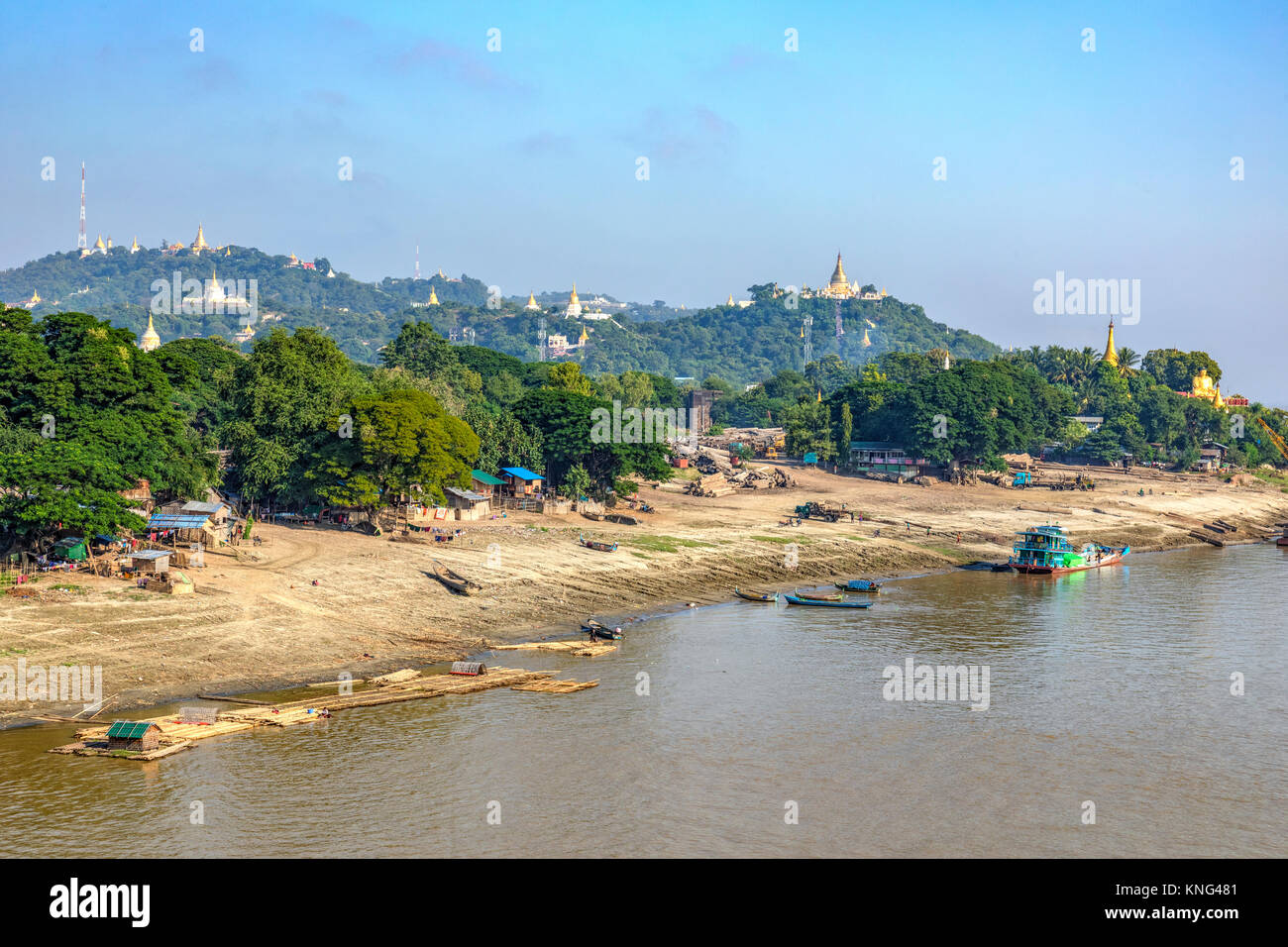 La colline de Sagaing, Mandalay, Myanmar, en Asie Banque D'Images