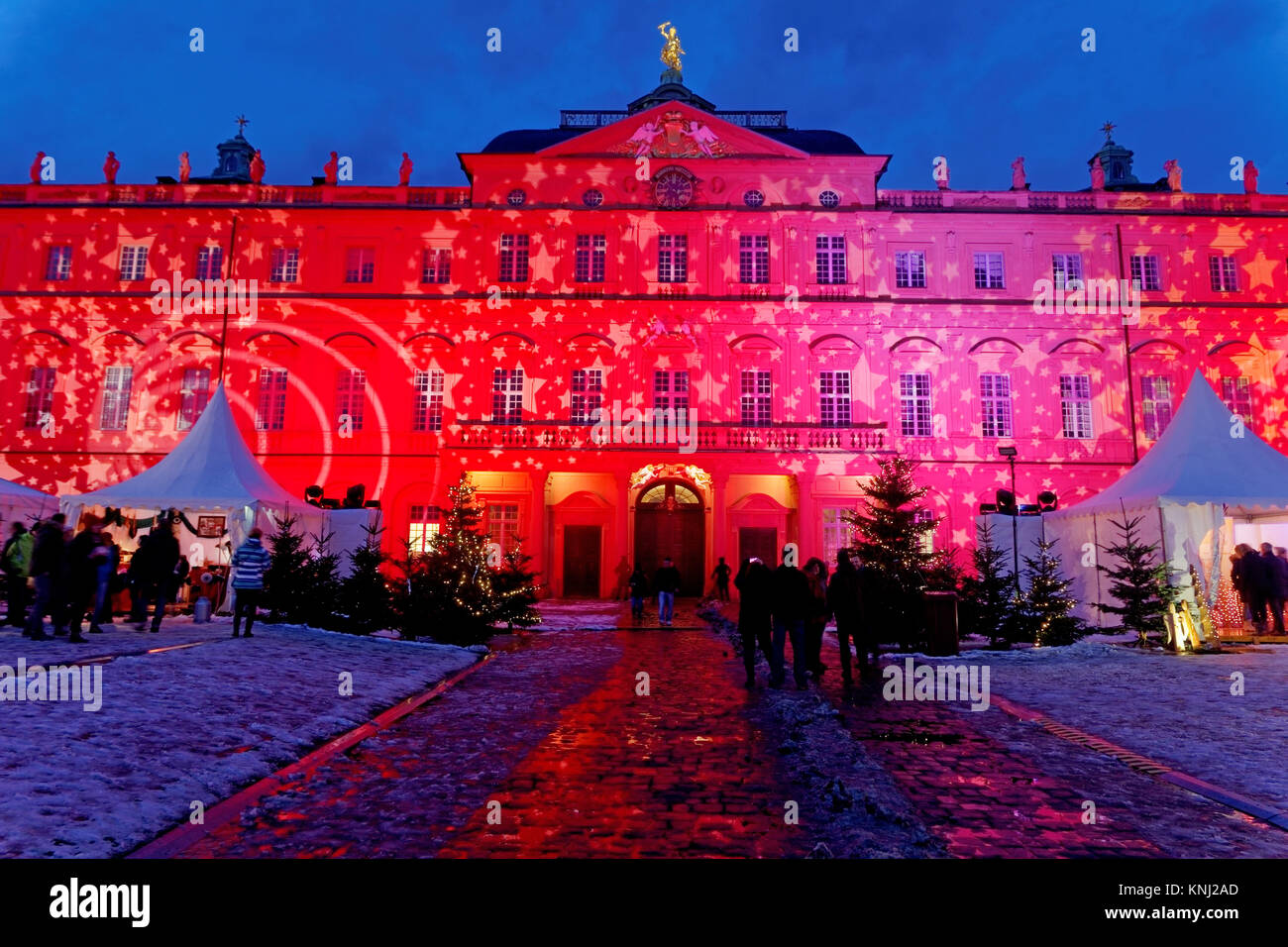 Rastatt palace avec marché de Noël Banque D'Images