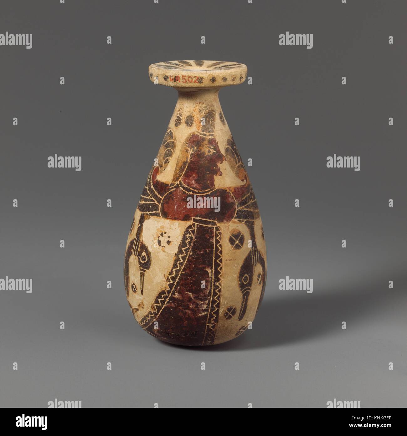Vase en terre cuite alabastron (parfum). Attribuée à la Groupe Kerameikos ;  période de transition : ; Date : ca. 630-615 B.C, Culture : grec,  Corinthian Photo Stock - Alamy