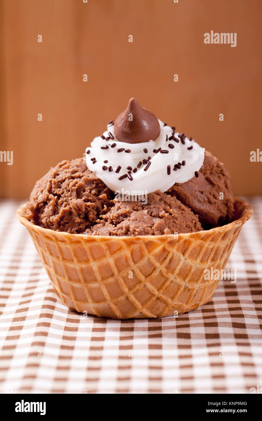 Cornet de crème glacée au chocolat Banque D'Images