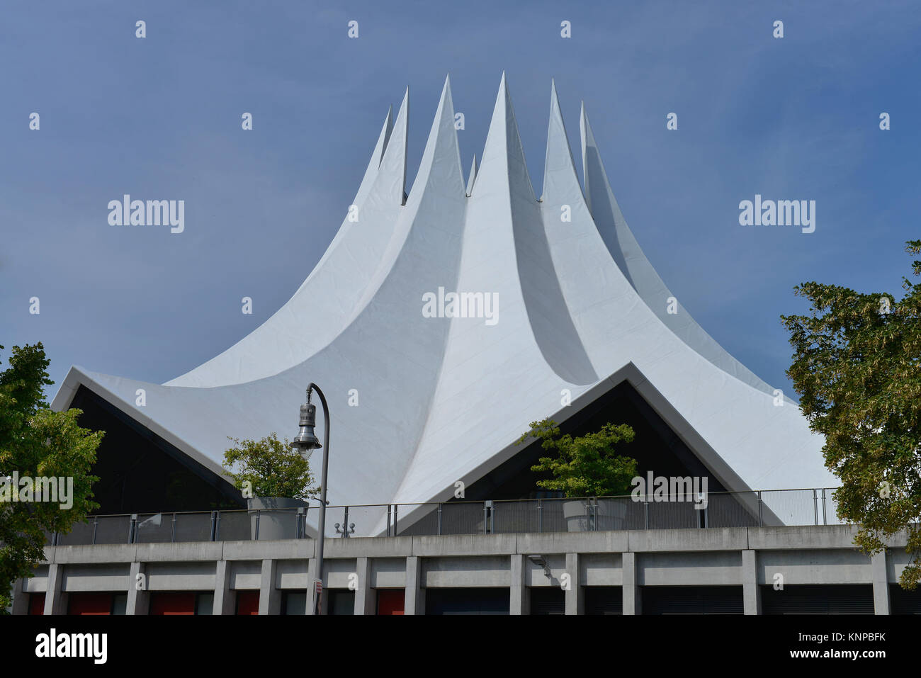 Tempodrom, M ?ckernstrasse, cross montagne, Berlin, Allemagne, Moeckernstrasse, Kreuzberg, Deutschland Banque D'Images