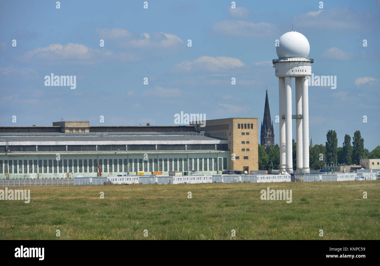 Aéroport de Tempelhof, Tempelhofer terrain, cour du temple, Berlin, Allemagne, Flughafen Tempelhof, Tempelhofer Feld, Tempelhof, Deutschland Banque D'Images