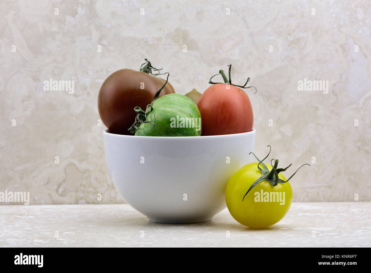 Différents types de tomates du patrimoine Banque D'Images