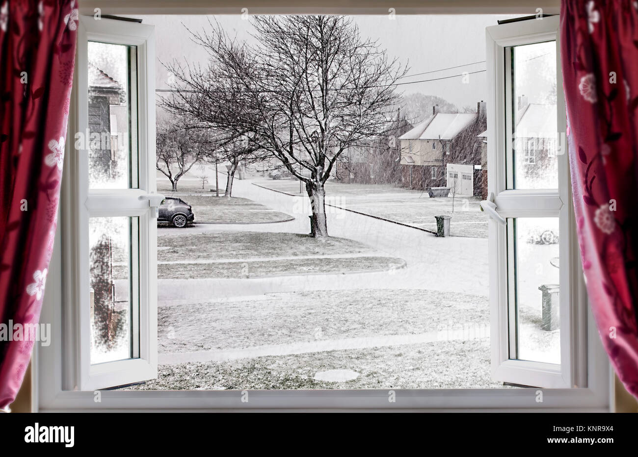 Fenêtre ouverte avec rideau Banque de photographies et d’images à haute