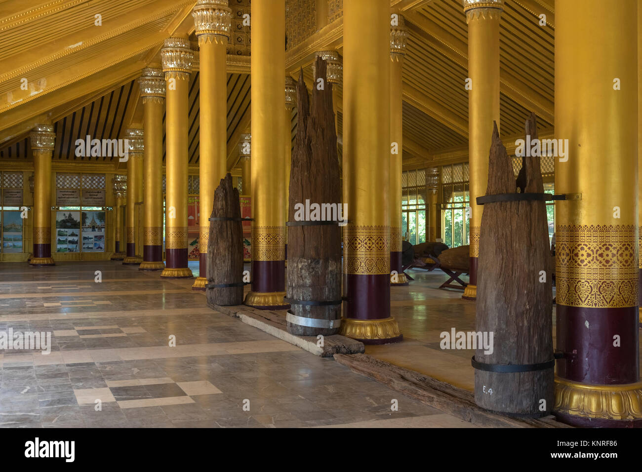 Palais Kanbawzathadi, Bago, le Myanmar, l'Asie Banque D'Images