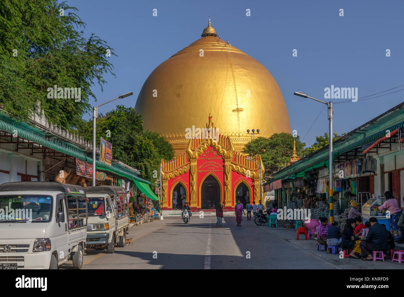 Pagode Kaunghmudaw, Rhône-Alpes, au Myanmar, en Asie Banque D'Images