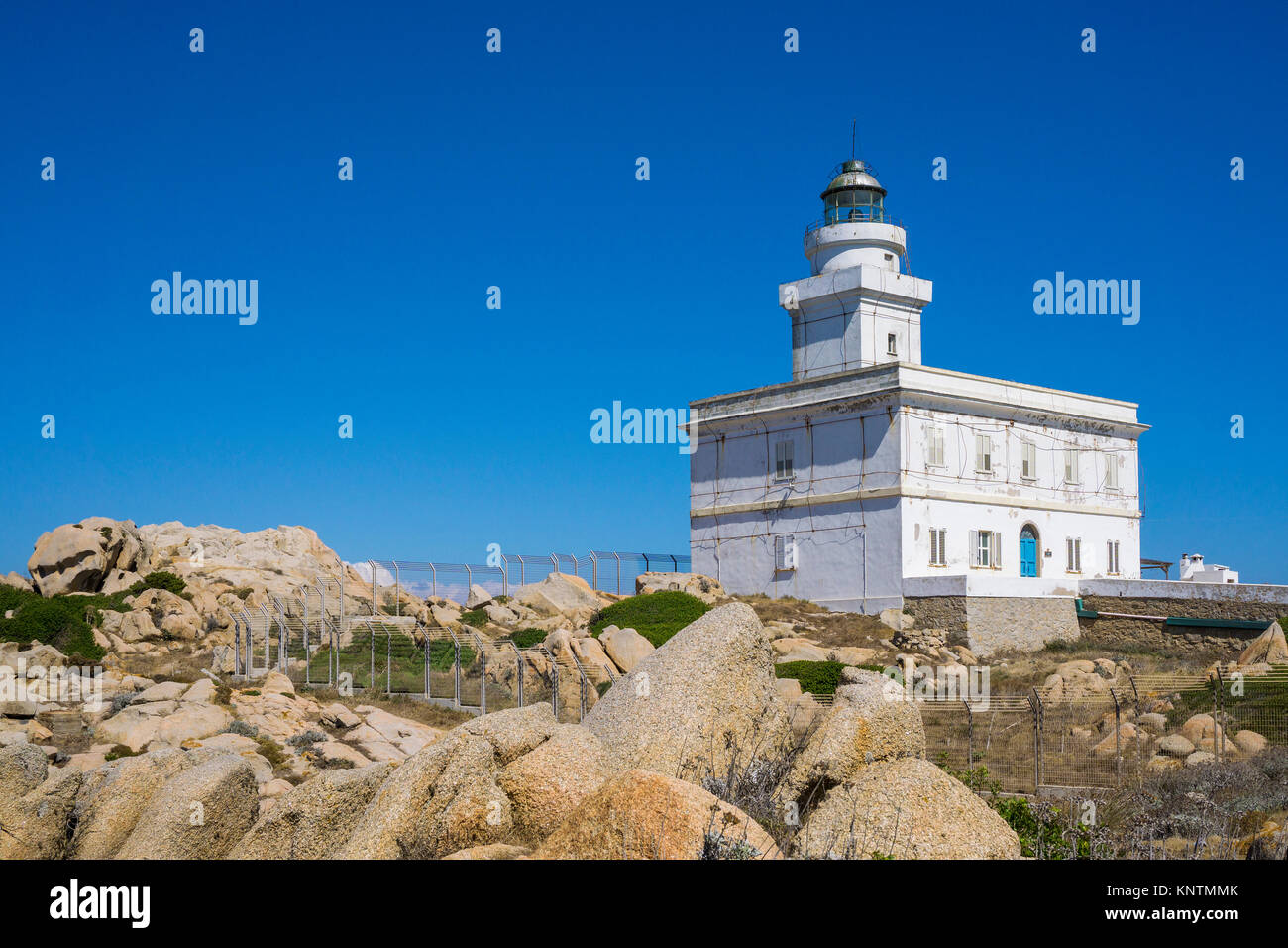 Phare de Capo Testa, Santa Teresa di Gallura, Sardaigne, Italie, Méditerranée, Europe Banque D'Images