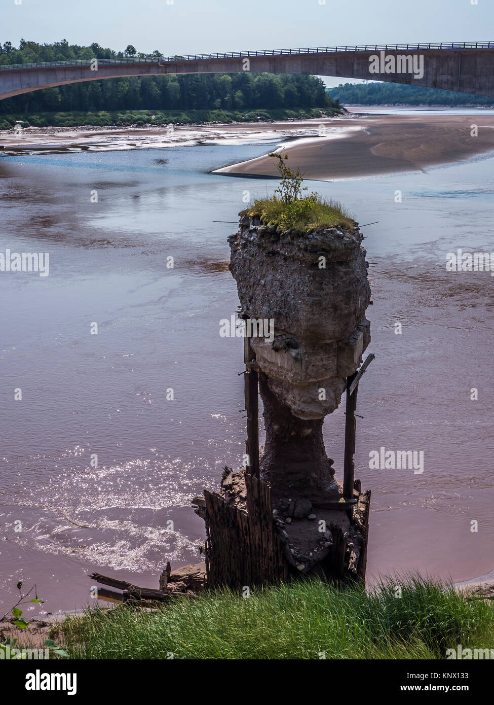 Ancien pont de la rivière Shubenacadie, postes, South Maitland, en Nouvelle-Écosse, Canada. Banque D'Images