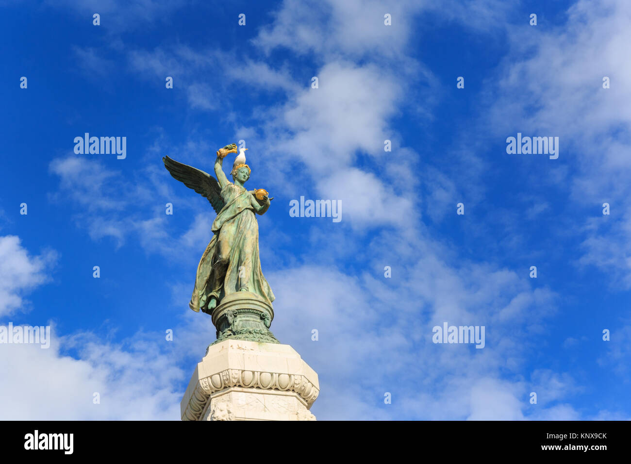 Monument du Centenaire de la réunion de Nice à la France, de la Statue de la ville de Nice, du Memorial Boulevard des Anglais, Nice, Côte d'Azur, France Banque D'Images