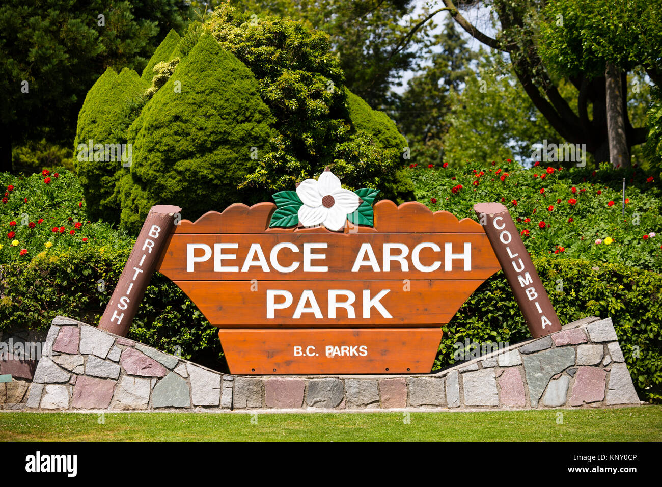 Peace Arch Park est un parc international composé de parc d'état historique de Peace Arch dans l'État de Washington, États-Unis et provincial de Peace Arch P Banque D'Images