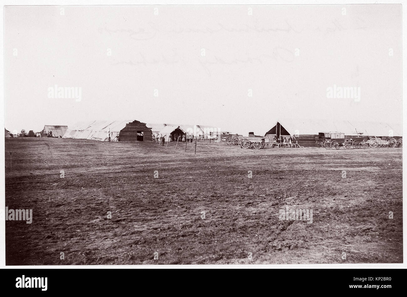 Photographie historique montrant des prisonniers confédérés au camp de belle Plain le 12 mai 1863, faisant partie de la collection du Metropolitan Museum of Art. Banque D'Images