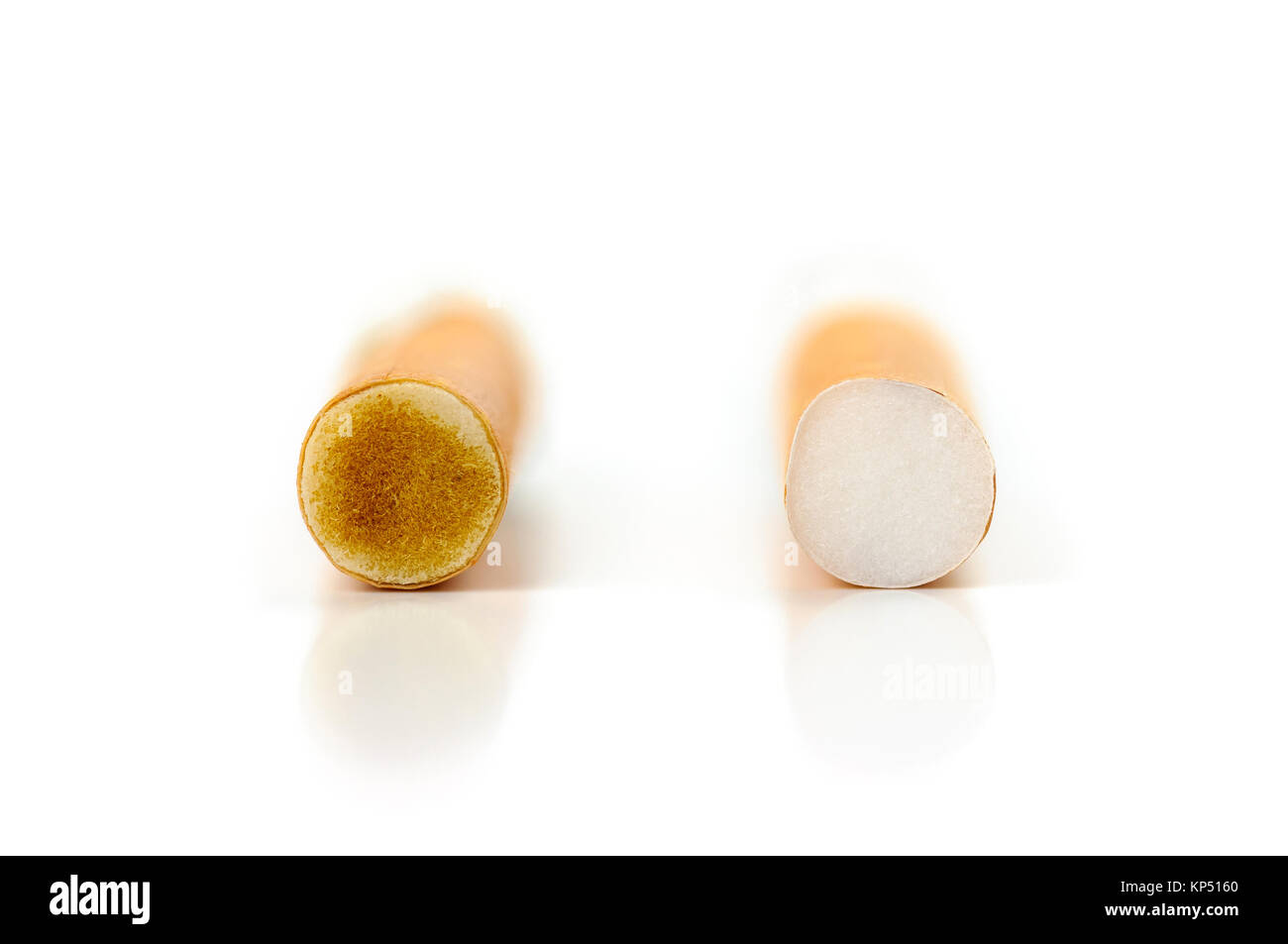 Deux cigarettes Banque D'Images