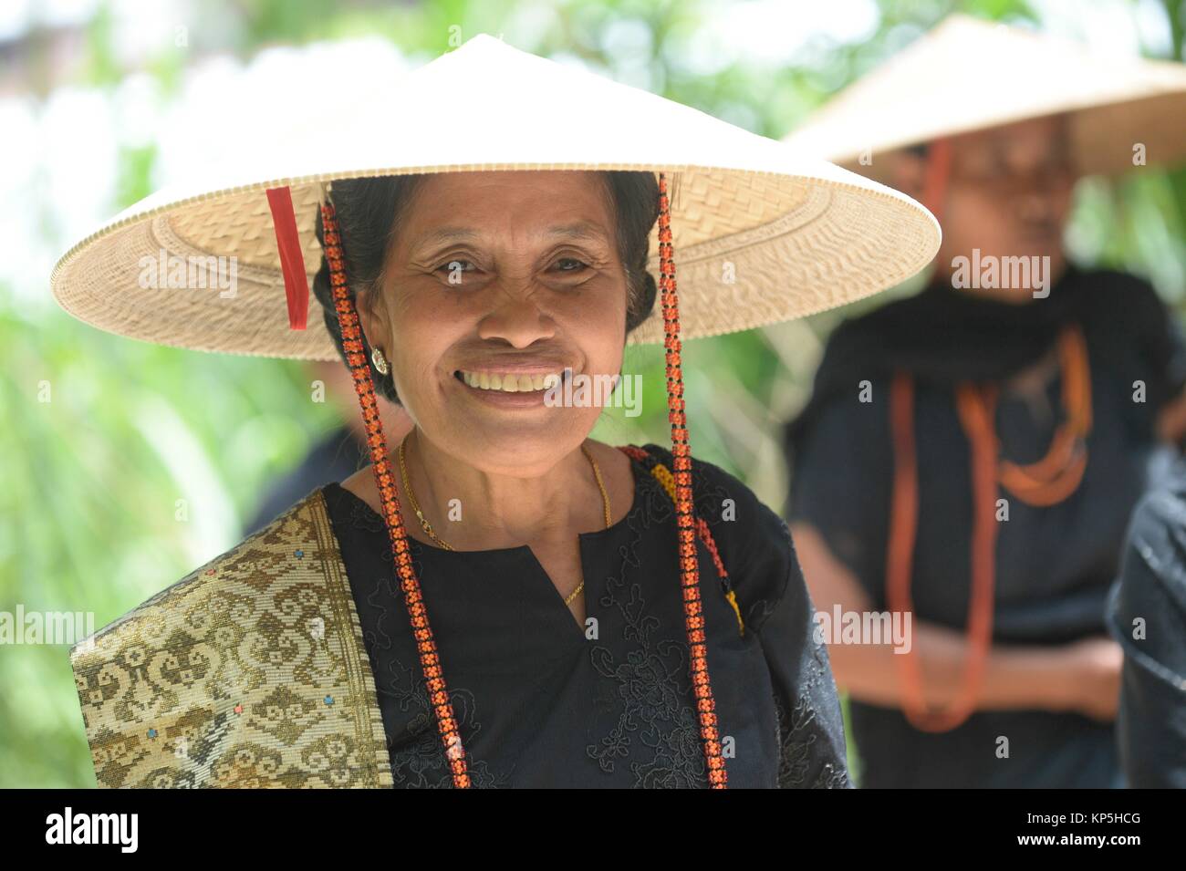 Femme Toraja,cérémonie funéraire,Tana Toraja de Sulawesi, Indonésie,. Banque D'Images