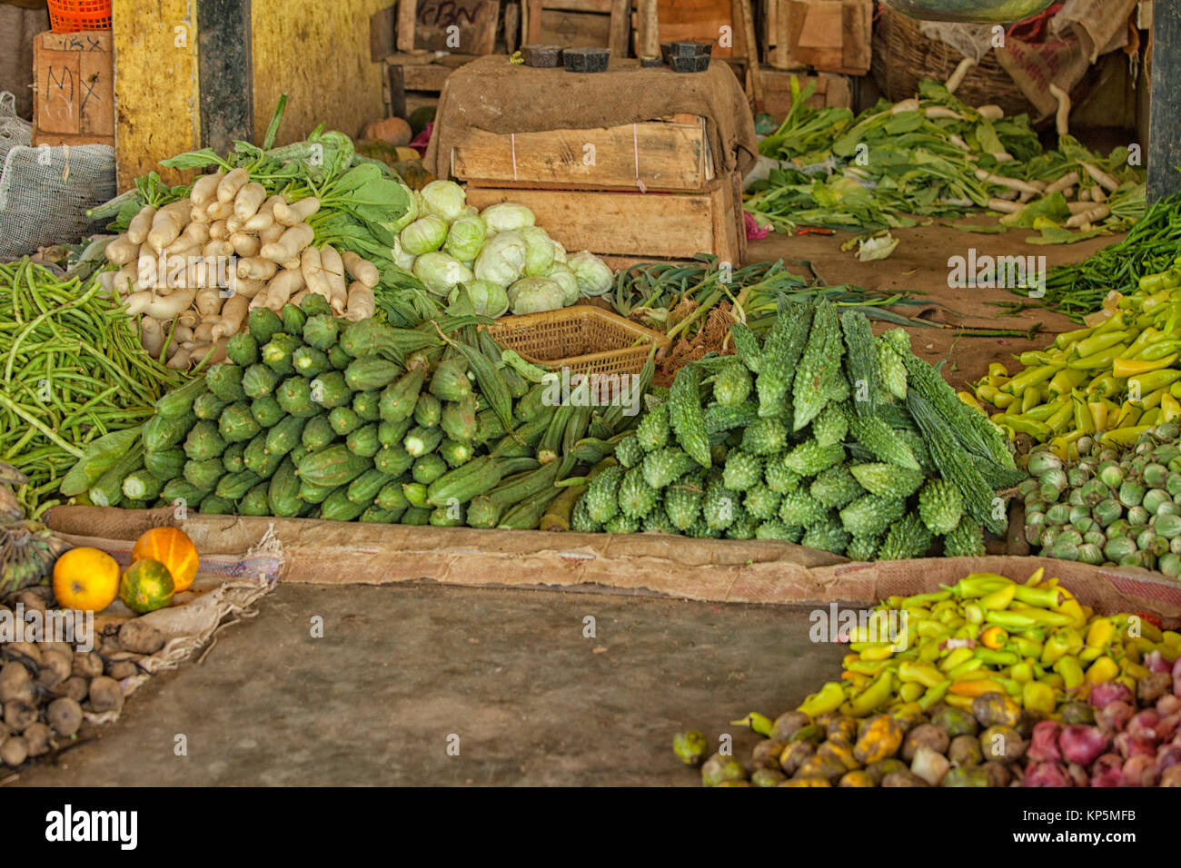 Des légumes à une échoppe de marché au Sri Lanka Banque D'Images