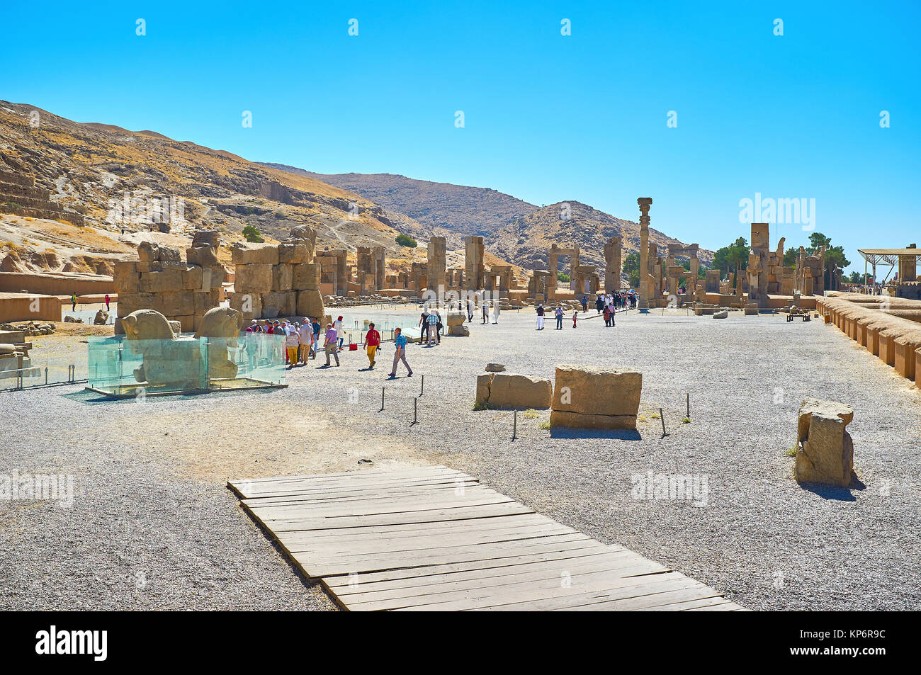 PERSEPOLIS, IRAN - le 13 octobre 2017 : les ruines de l'ancienne Persépolis situé au pied du mont Rahmet (Montagne de la miséricorde), le 13 octobre dans Persepo Banque D'Images