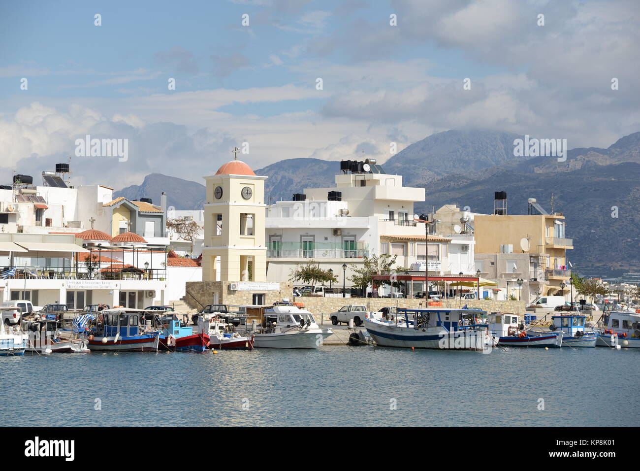 Ierapetra, kreta, küste, Kirche, Griechenland, mittelmeer, fischerboot, Boot, Boote, fischerboote, malerisch, Banque D'Images