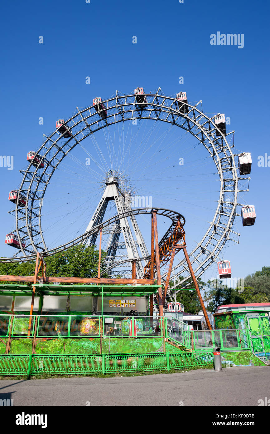 Grande Roue - Wiener Riesenrad en parc d'attractions Prater de Vienne, Autriche, Europe ville Banque D'Images