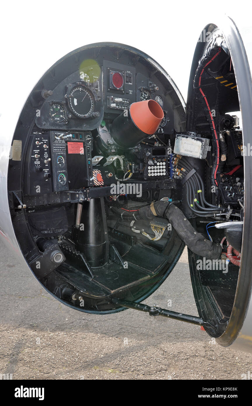 Radar d'avion Banque de photographies et d'images à haute résolution - Alamy