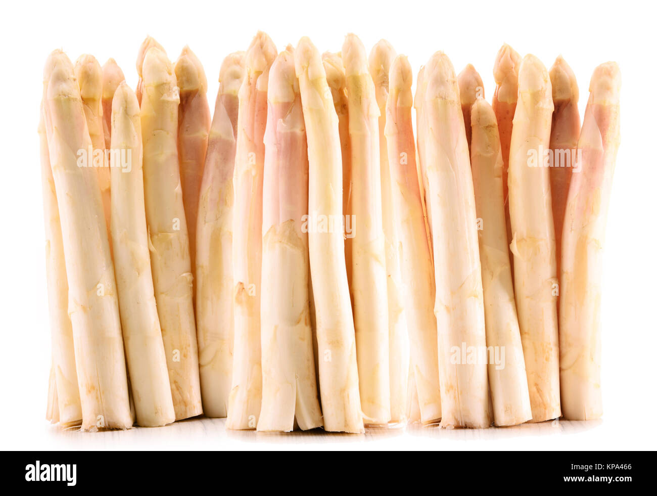Asperges brutes isolated on white Banque D'Images