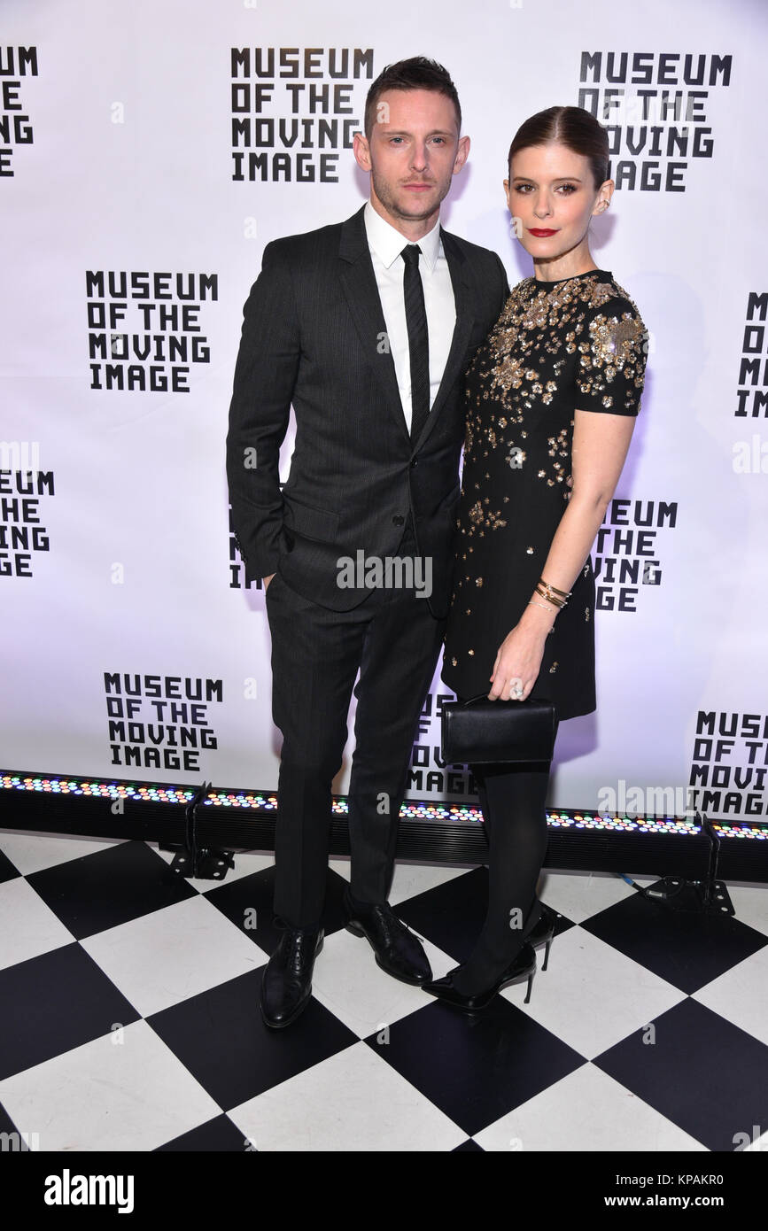 New York, USA. 13 Décembre, 2017. Jamie Bell et Kate Mara assister au Museum of the Moving Image Hommage à Annette Bening à 583 Park Avenue, le 13 décembre 2017 dans la ville de New York. Crédit : Erik Pendzich/Alamy Live News Banque D'Images