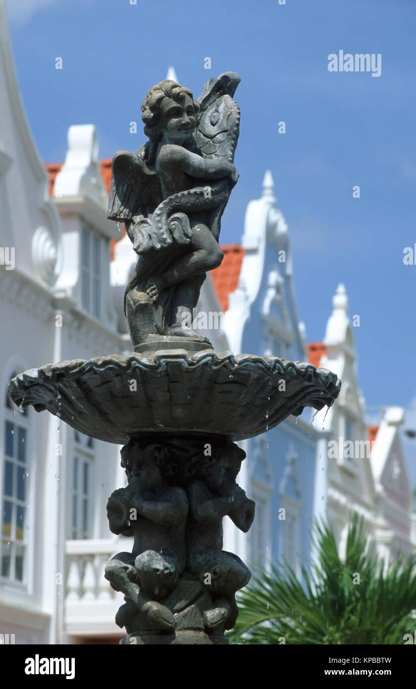 Oranjestad, fontaine sur la Plaza de Leo, Aruba, Antilles néerlandaises Banque D'Images